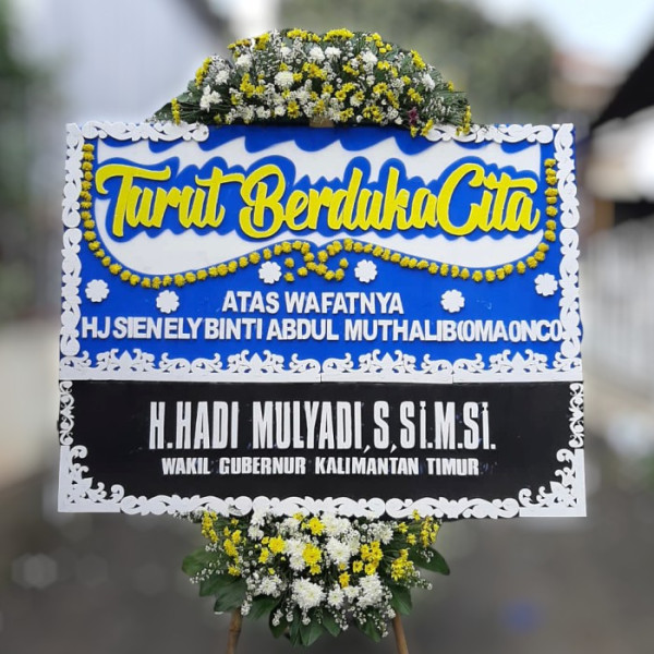 Karangan Bunga Duka 